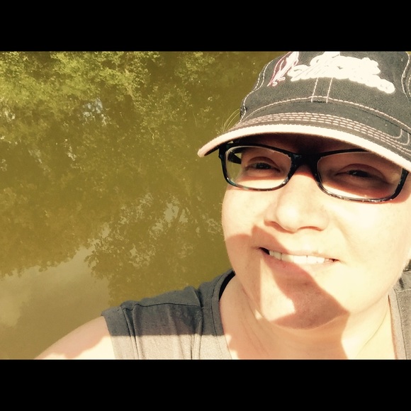 Meet your Posher, Libby - Picture 1 of 7